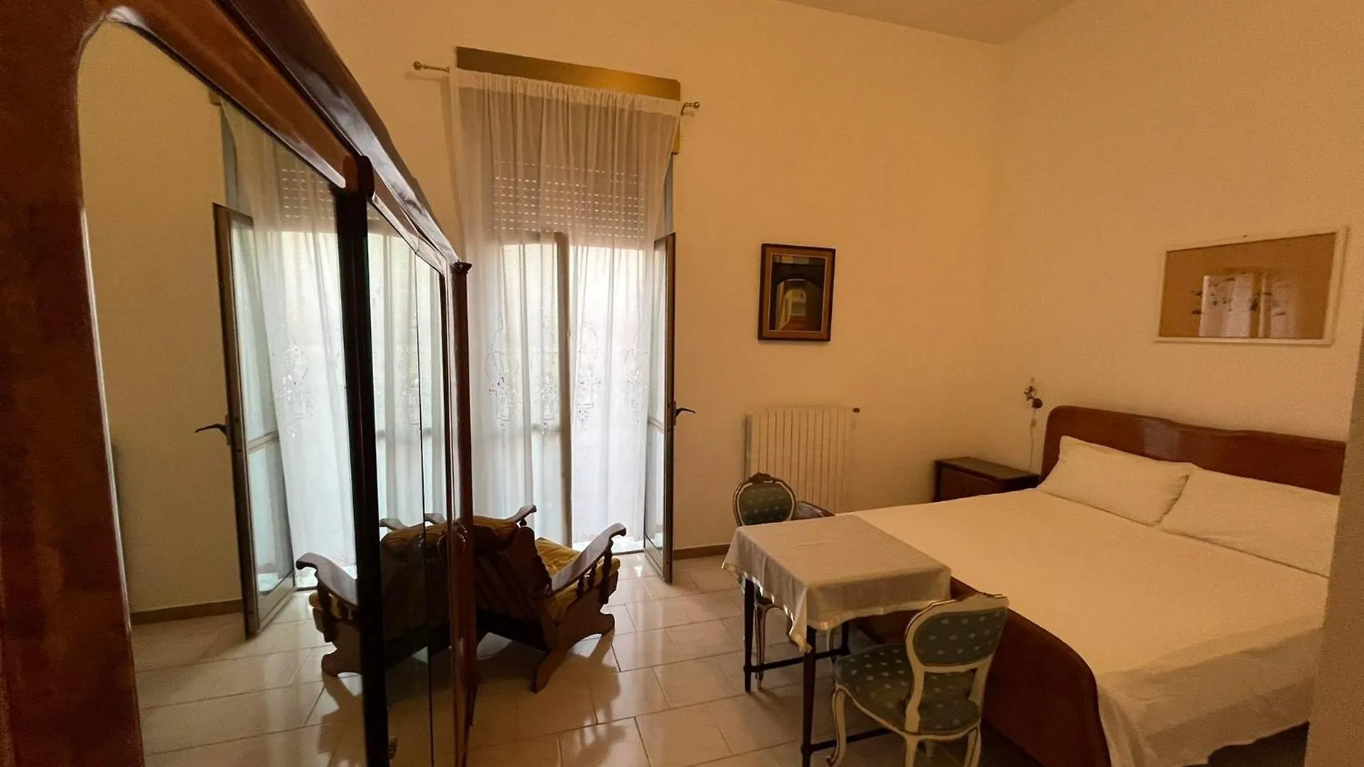 Viamajer19 Apartment Bari